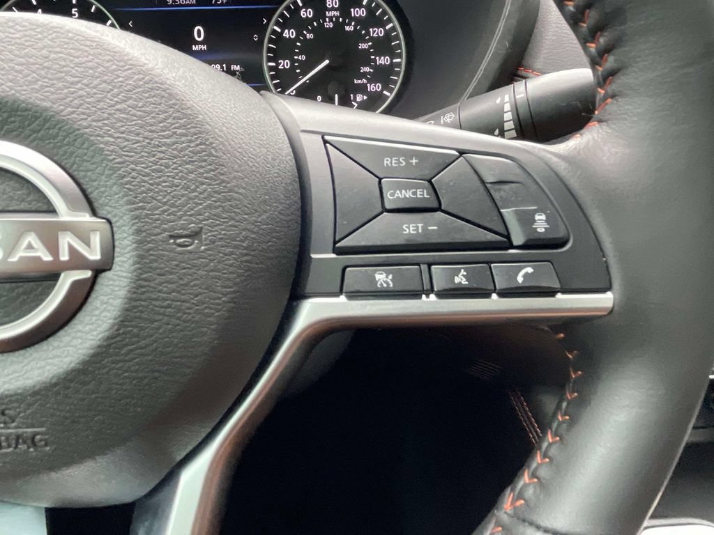 Used 2024 Nissan Sentra SR w/ SR Premium Package FWD image 24