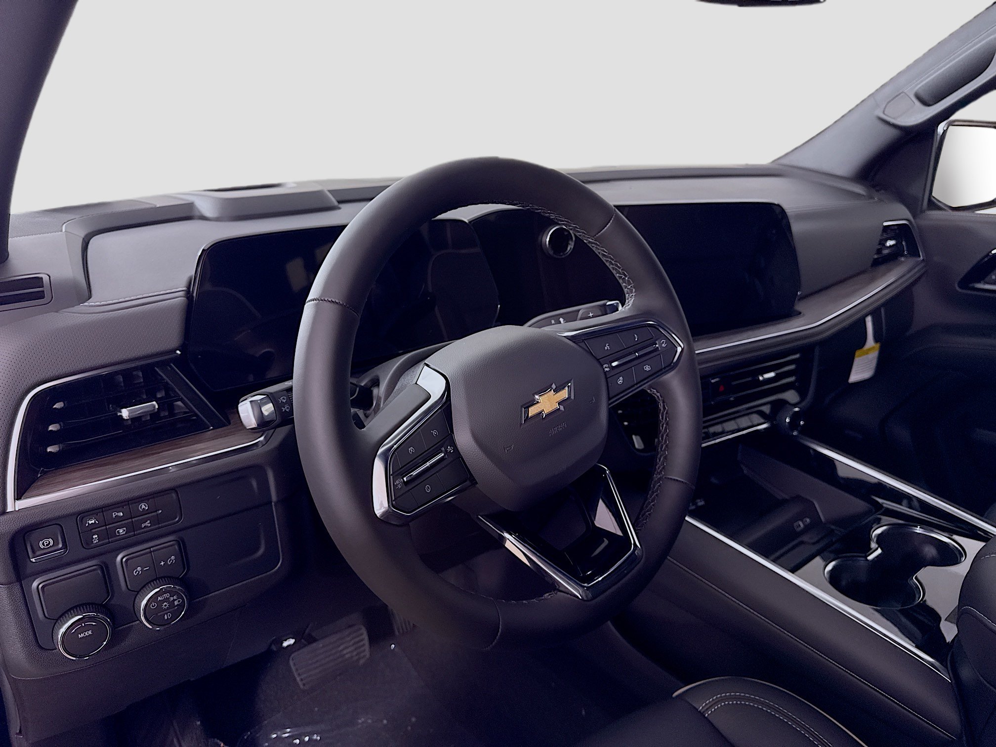 New 2026 Chevrolet Suburban Premier RWD image 11