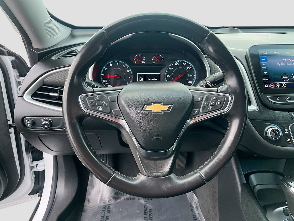 Used 2020 Chevrolet Malibu RS FWD image 11