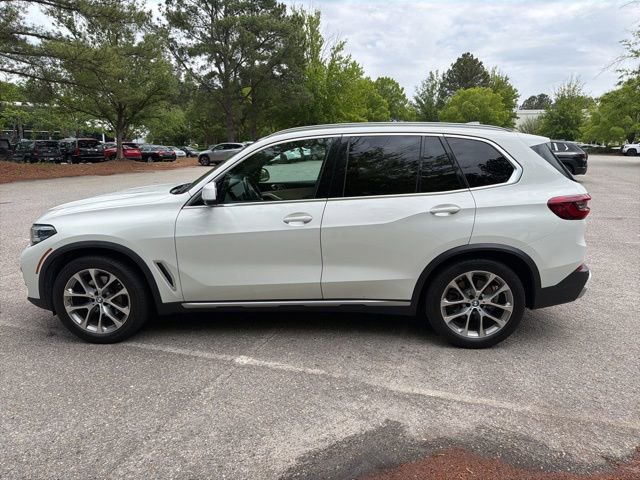 Used 2019 BMW X5 xDrive40i w/ Premium Package 2 AWD/4WD image 2