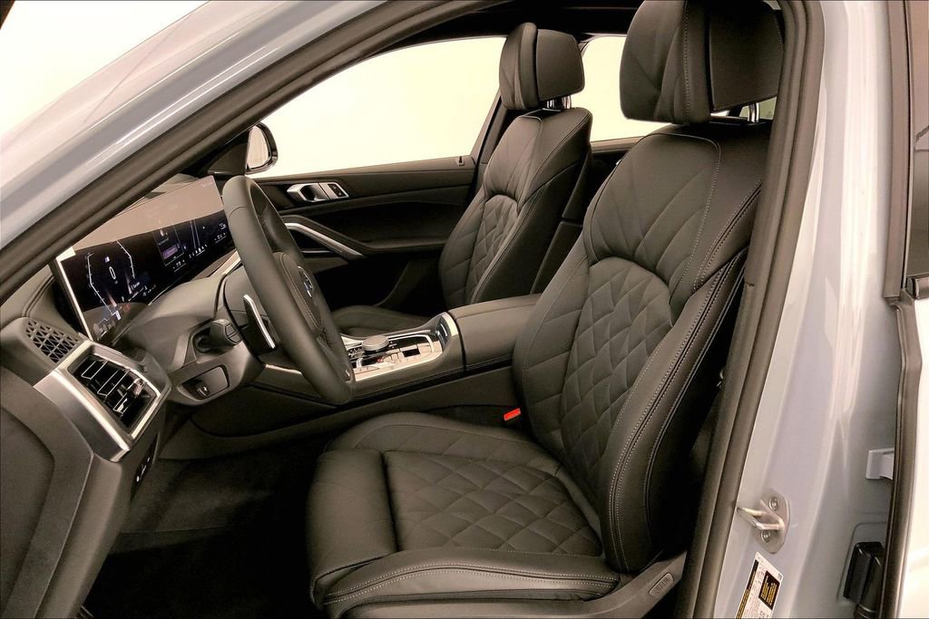 Certified 2026 BMW X6 xDrive40i w/ Climate Comfort Package image 13