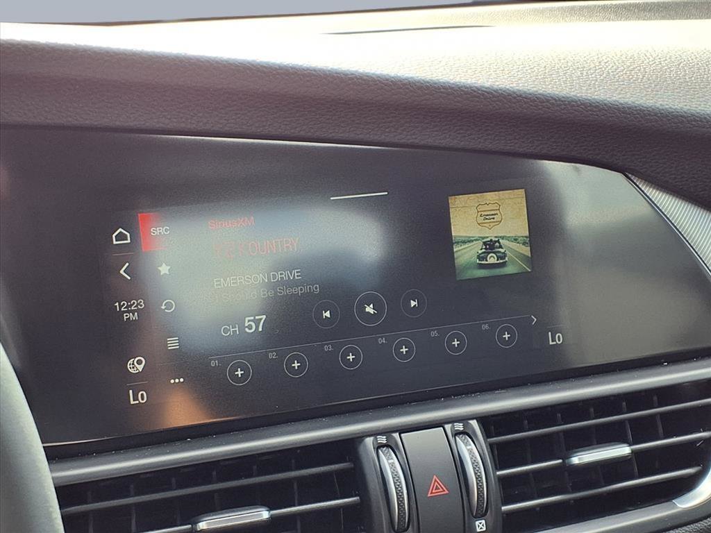 New 2025 Alfa Romeo Giulia image 13