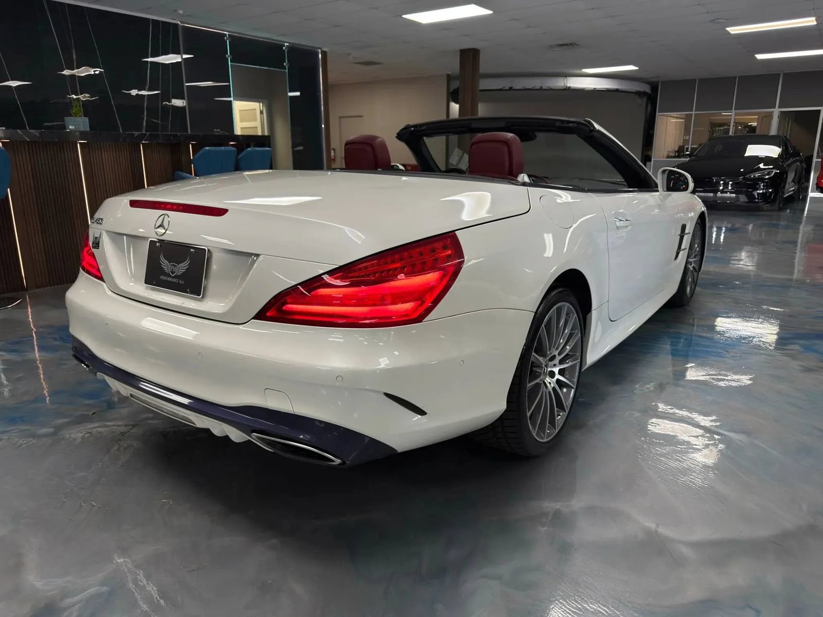 Used 2017 Mercedes-Benz SL 450 image 39