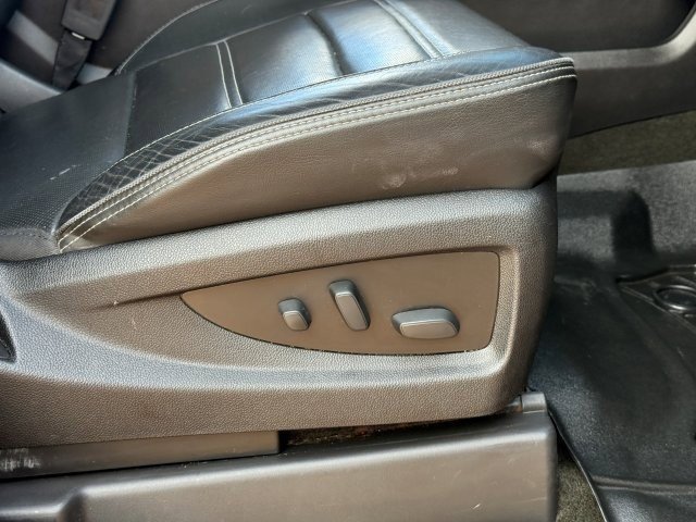 Used 2017 GMC Yukon Denali w/ Open Road Package image 30