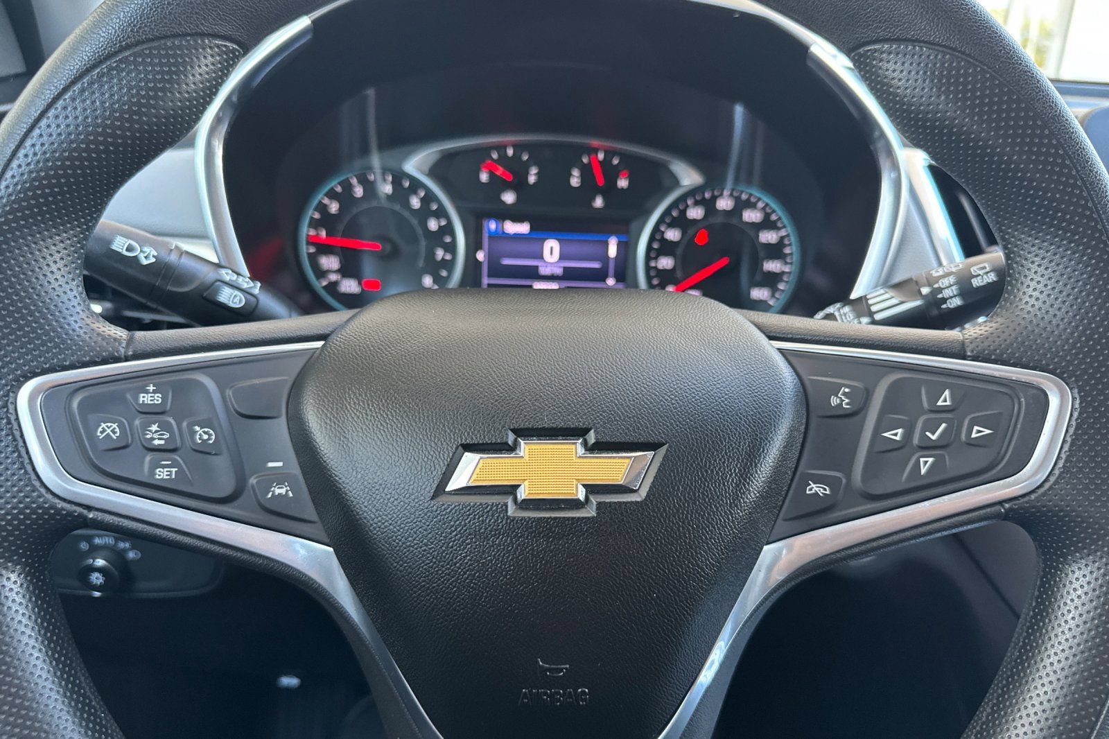 Used 2022 Chevrolet Equinox LT FWD image 25