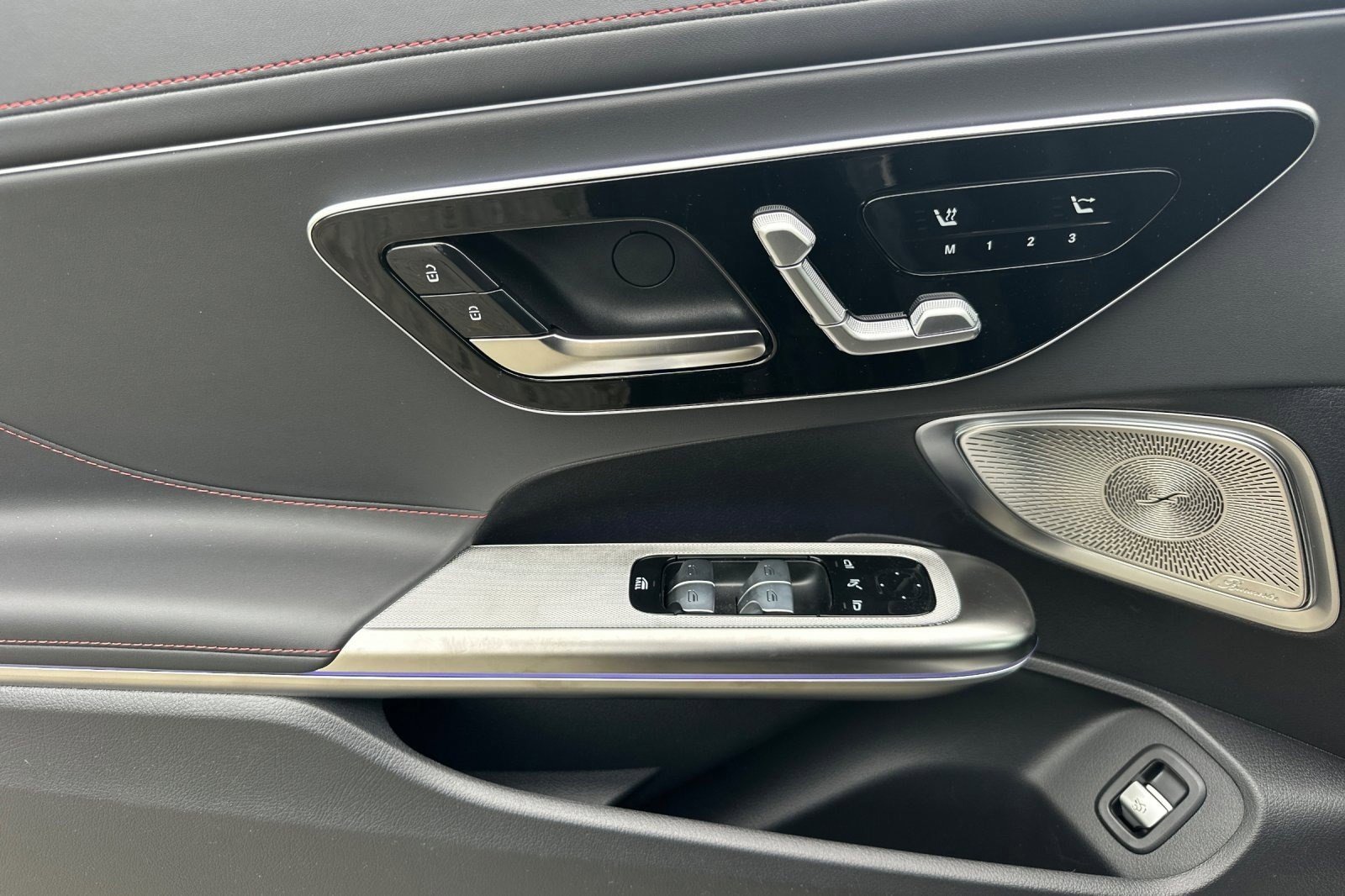 New 2026 Mercedes-Benz CLE 53 AMG 4MATIC Cabriolet image 13
