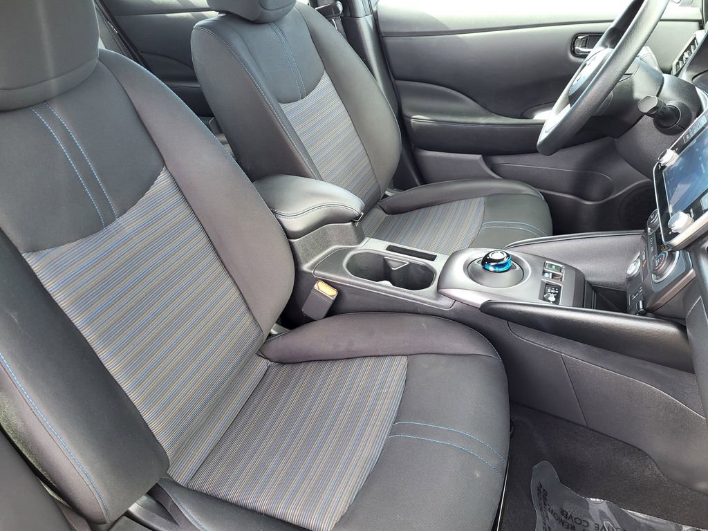 Used 2024 Nissan Leaf S image 5