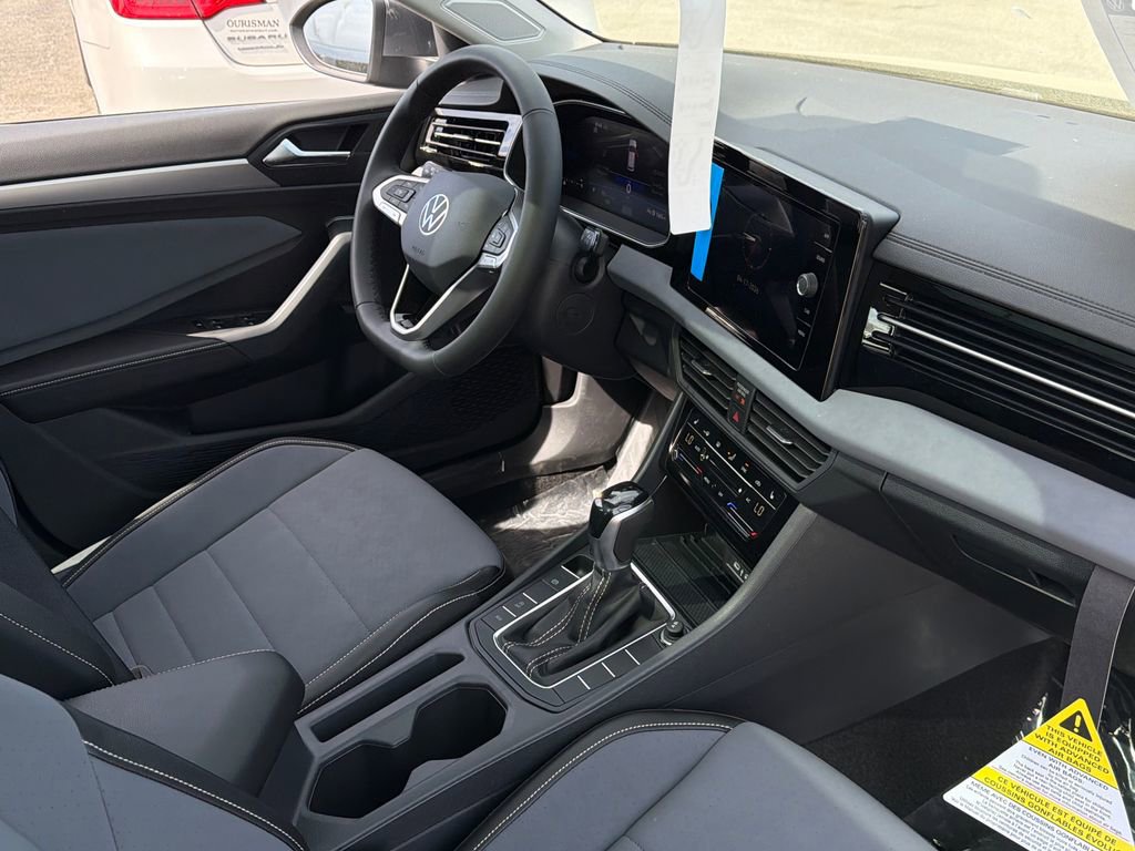 New 2026 Volkswagen Jetta SE FWD image 9