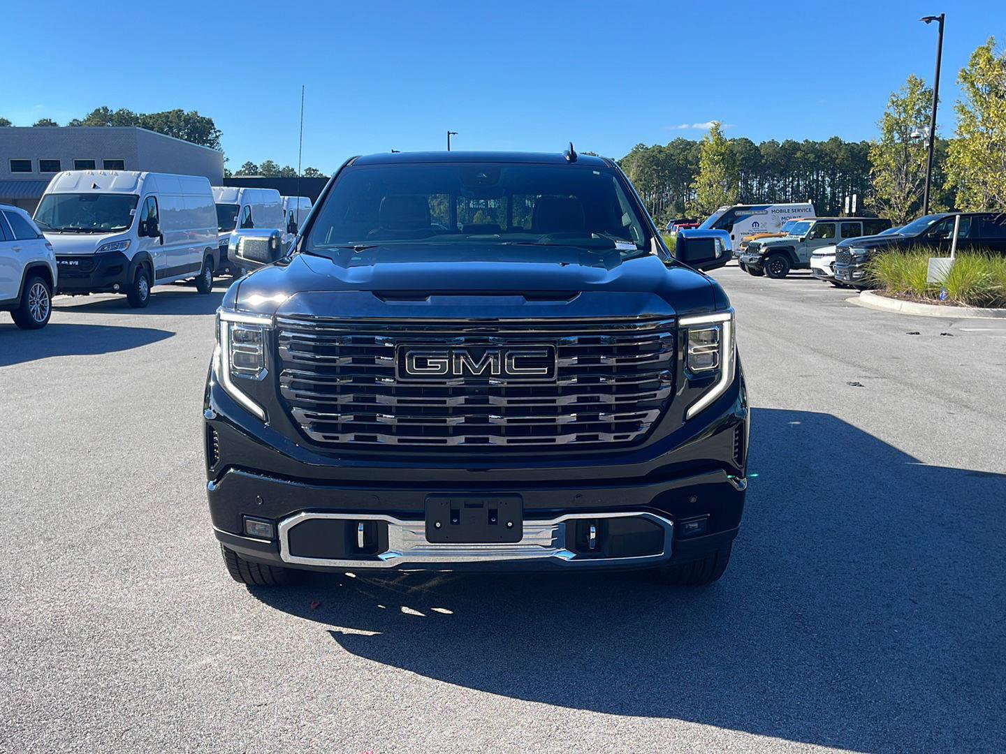 Used 2024 GMC Sierra 1500 Denali Ultimate AWD/4WD image 2