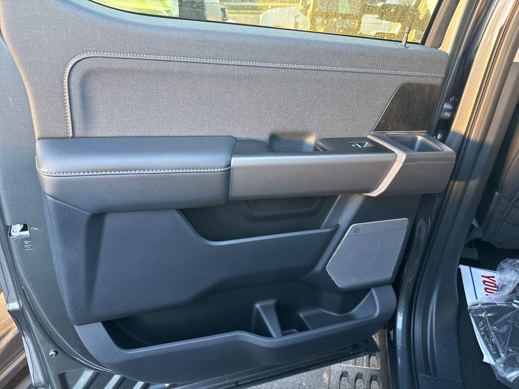 New 2026 Ford F250 Lariat w/ Tremor Off-Road Package image 40