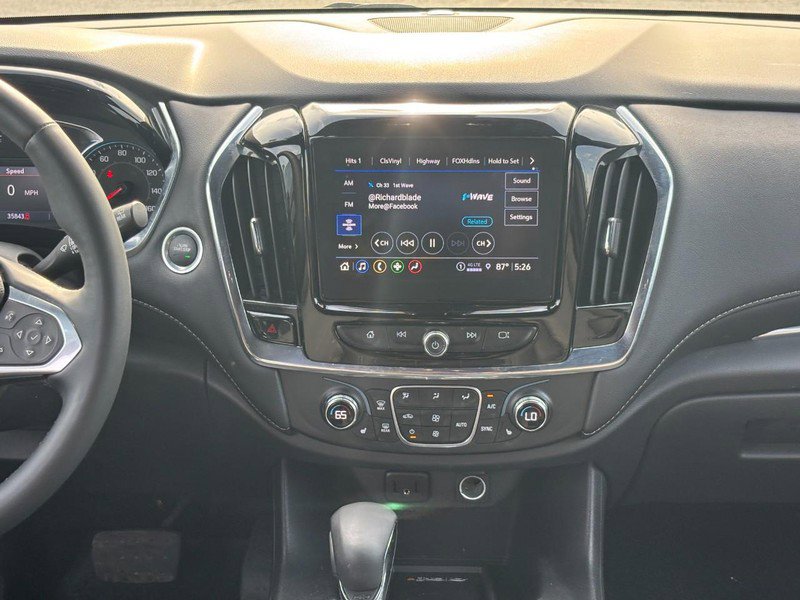 Certified 2023 Chevrolet Traverse LT FWD image 14