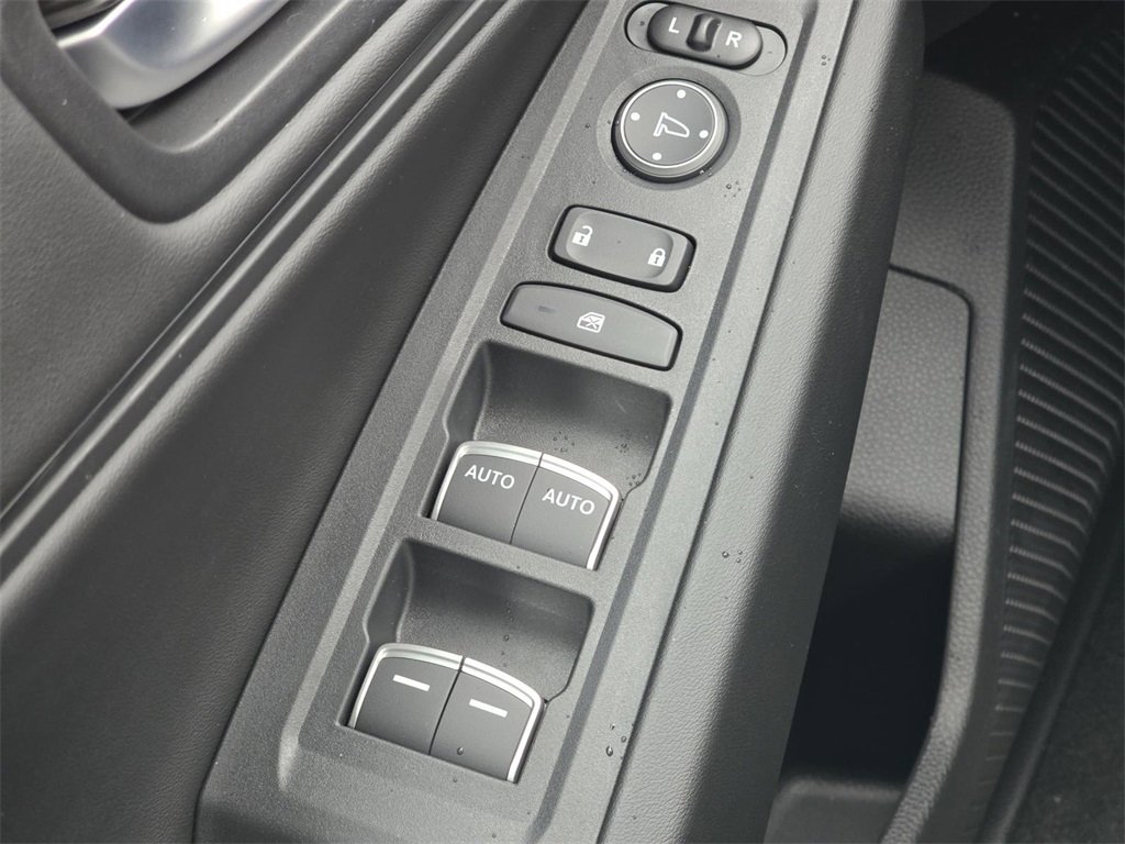 New 2025 Honda Accord SE image 27