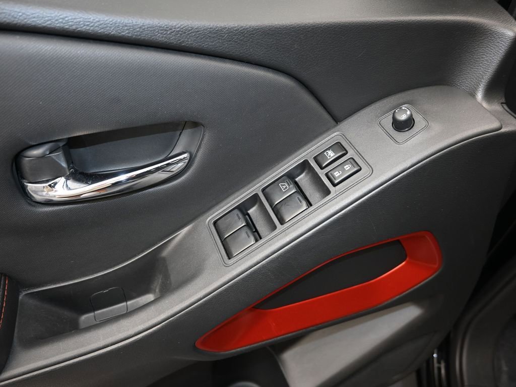 Used 2023 Nissan Frontier PRO-4X w/ Tow Package AWD/4WD image 11