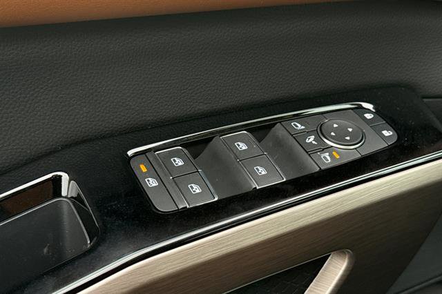 New 2025 Nissan Pathfinder Platinum w/ Cargo Package image 12