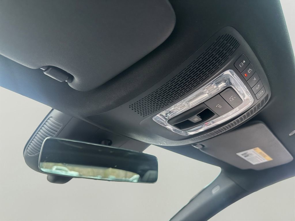 Used 2025 Mercedes-Benz CLA 250 4MATIC image 20