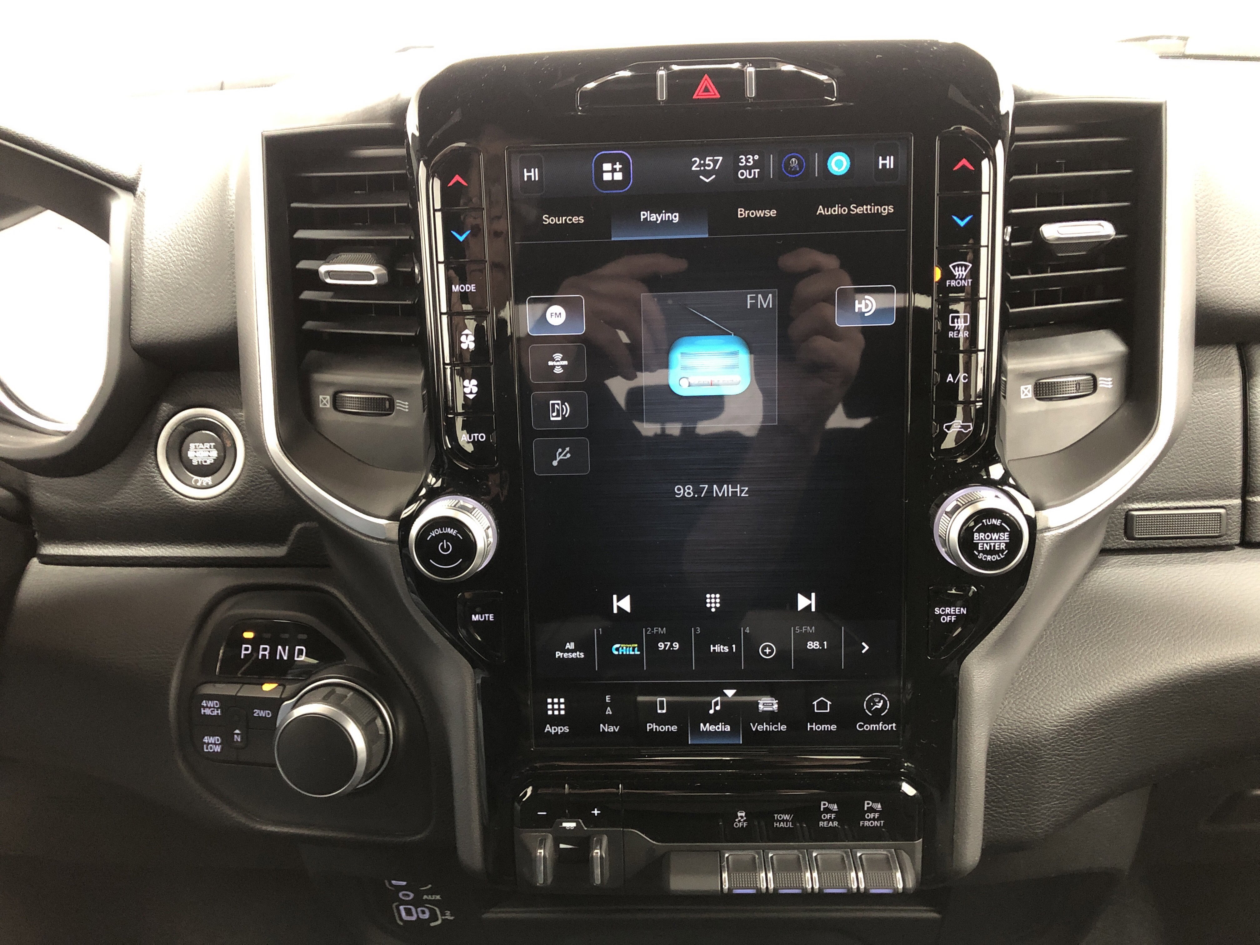 Certified 2024 RAM 2500 Big Horn w/ Night Edition AWD/4WD image 24