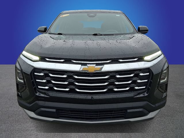 Used 2026 Chevrolet Equinox LT FWD image 2