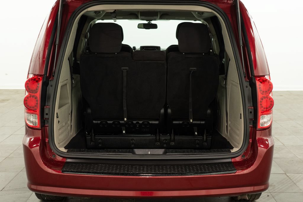 Used 2014 Dodge Grand Caravan SE w/ Quick Order Package 29E SE FWD image 13