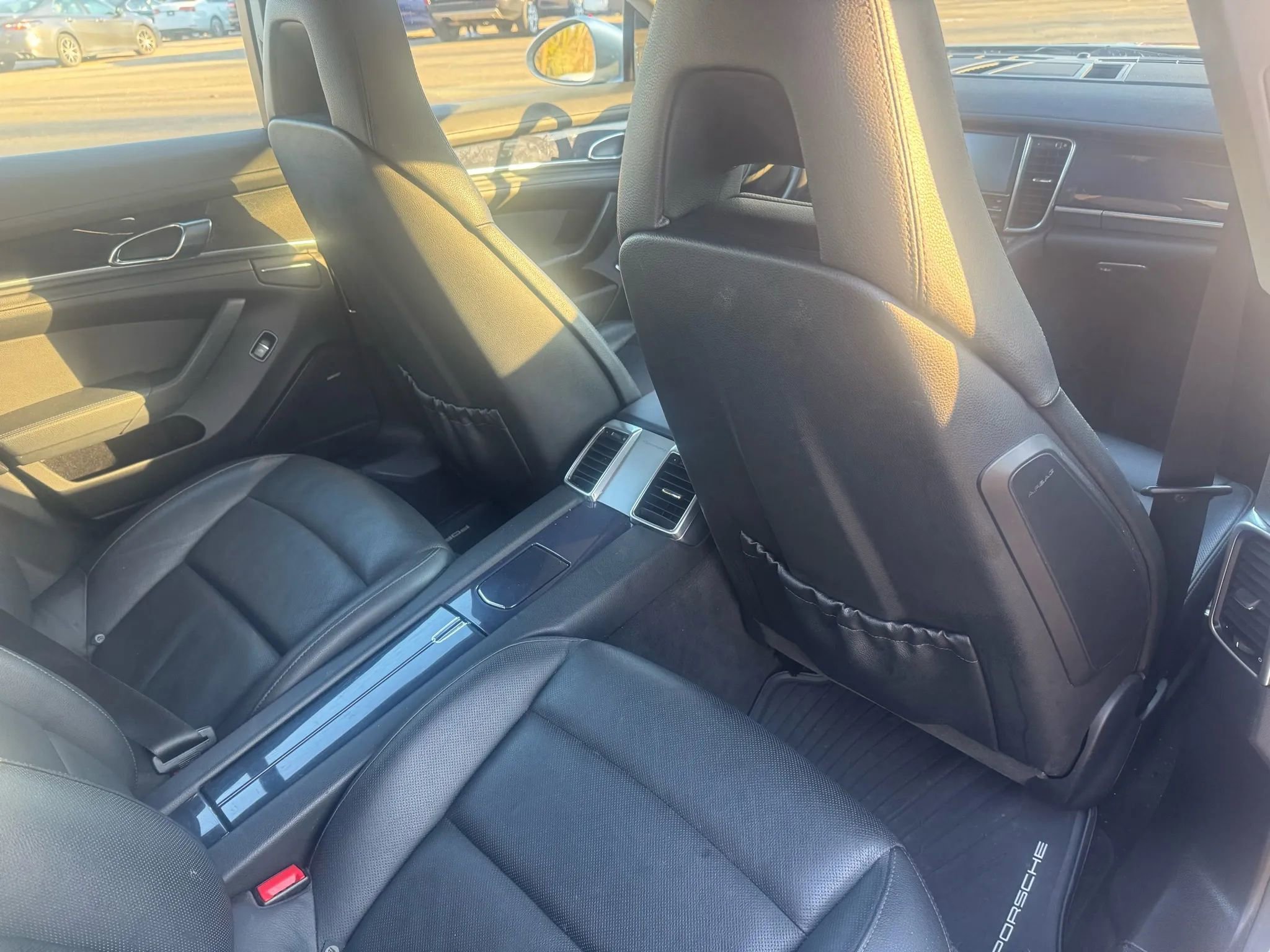 Used 2011 Porsche Panamera 4 image 21