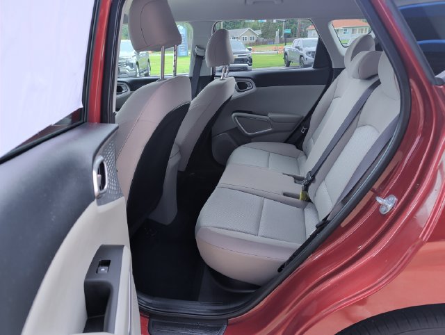 Used 2025 Kia Soul LX FWD image 22