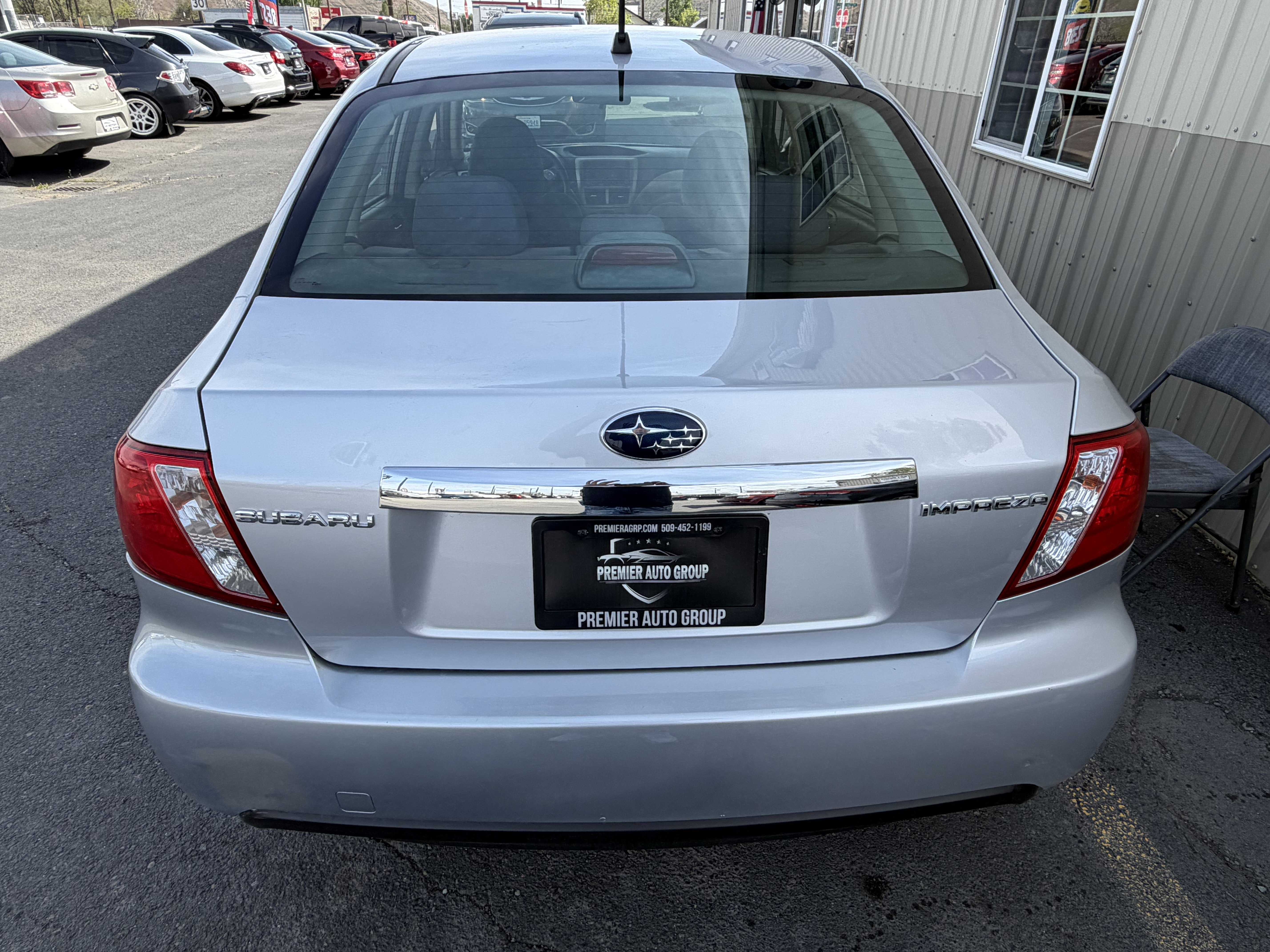 Used 2010 Subaru Impreza 2.5i AWD/4WD image 9