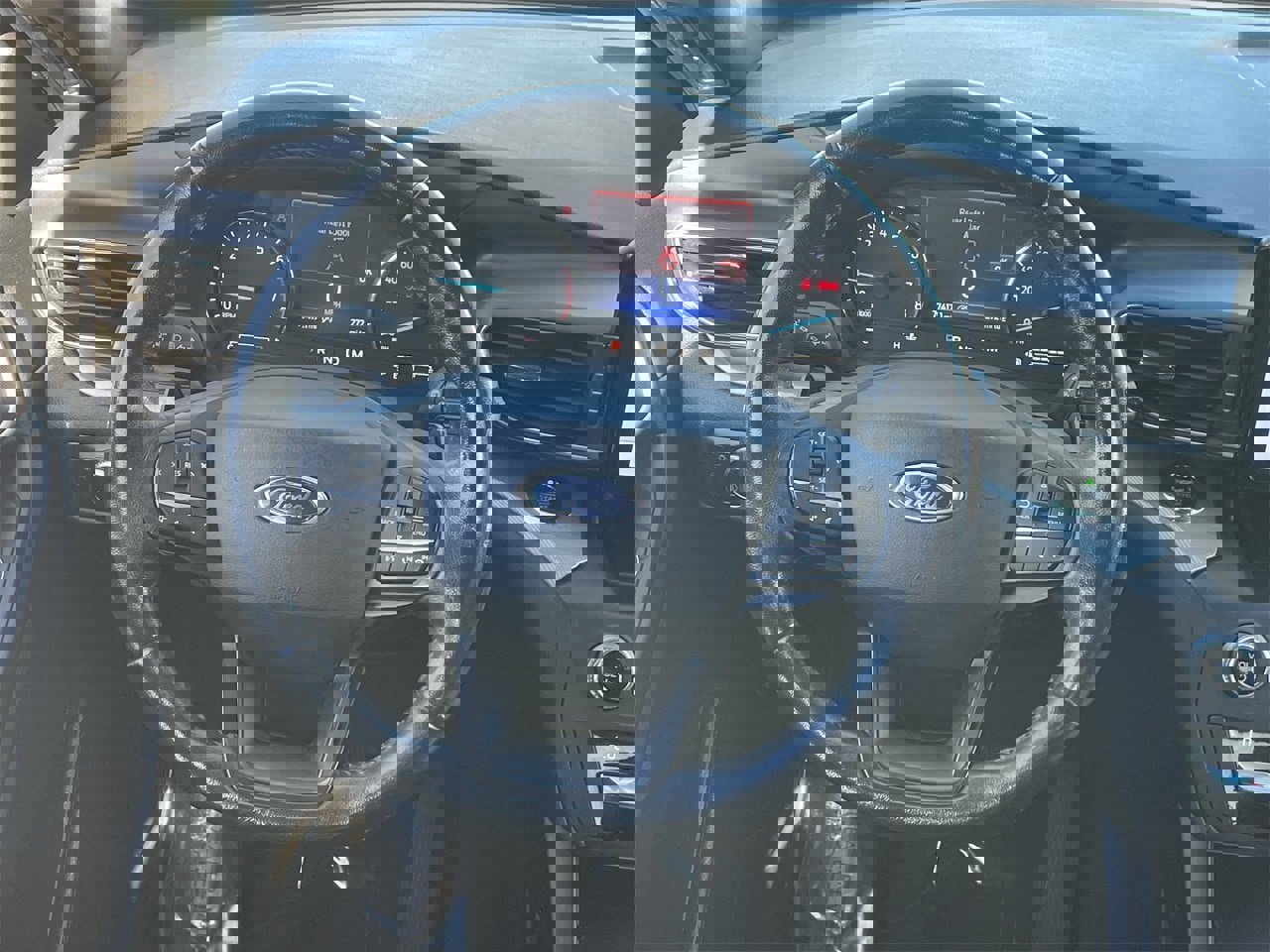 Used 2020 Ford Explorer XLT w/ Equipment Group 202A image 15