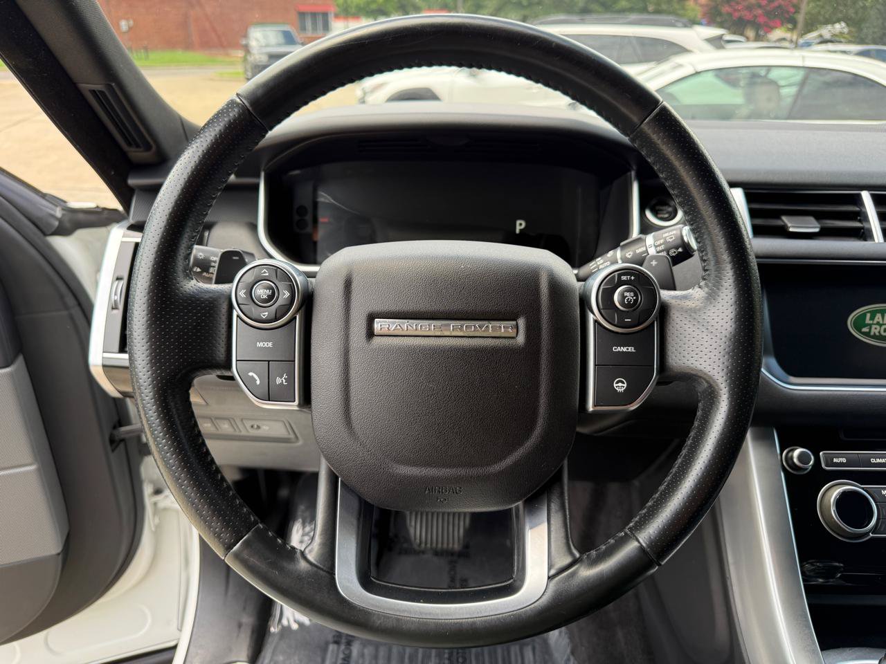 Used 2017 Land Rover Range Rover Sport Supercharged AWD/4WD image 14