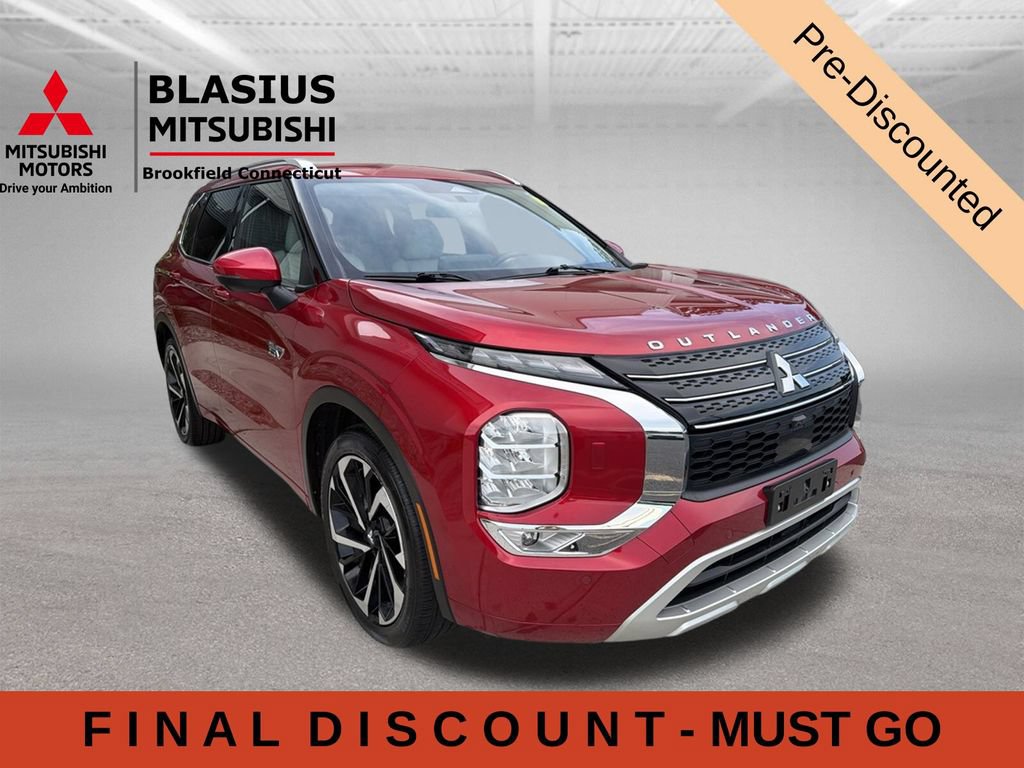 Used 2023 Mitsubishi Outlander SEL AWD/4WD image 1