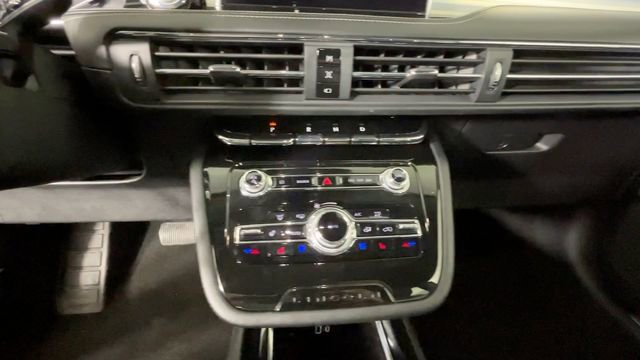 Used 2022 Lincoln Corsair AWD w/ Equipment Group 101A image 31