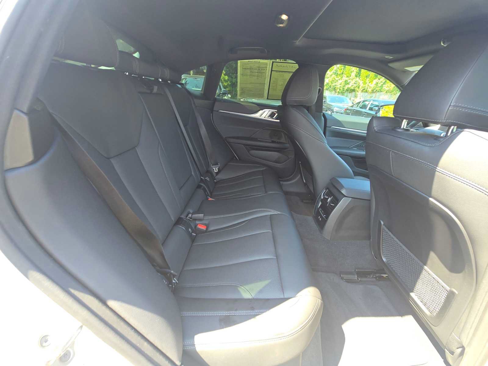 Used 2023 BMW i4 eDrive40 RWD image 12