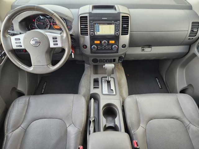 Used 2015 Nissan Frontier SL RWD image 26