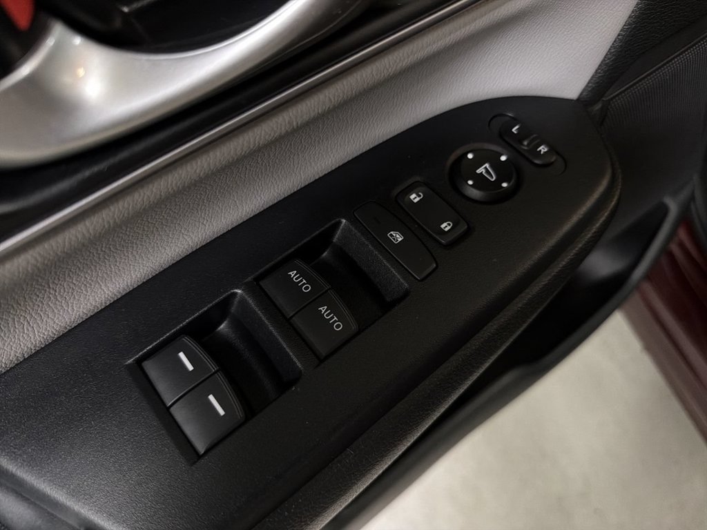 Used 2019 Honda CR-V Touring image 16