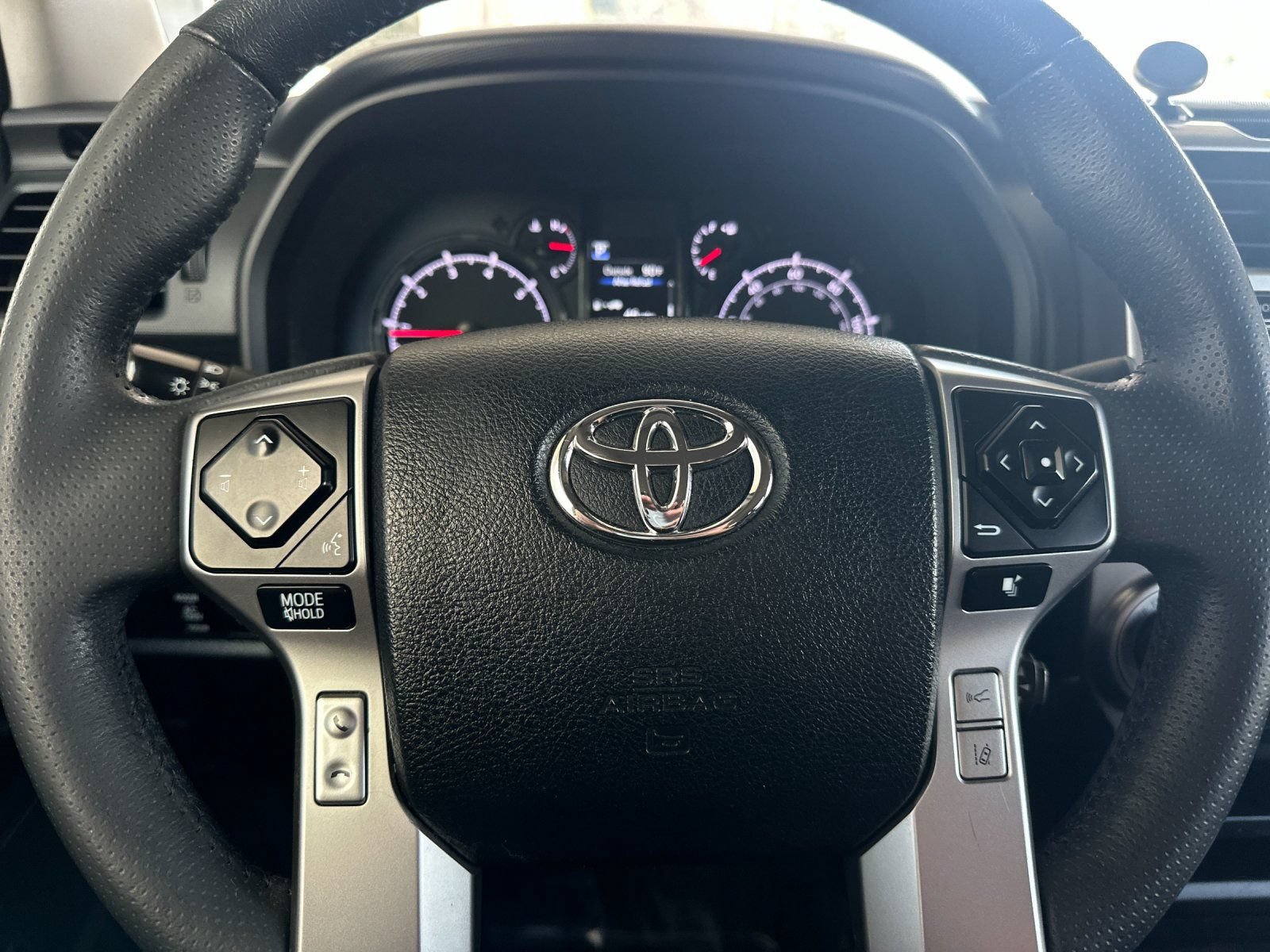 Used 2021 Toyota 4Runner SR5 AWD/4WD image 21