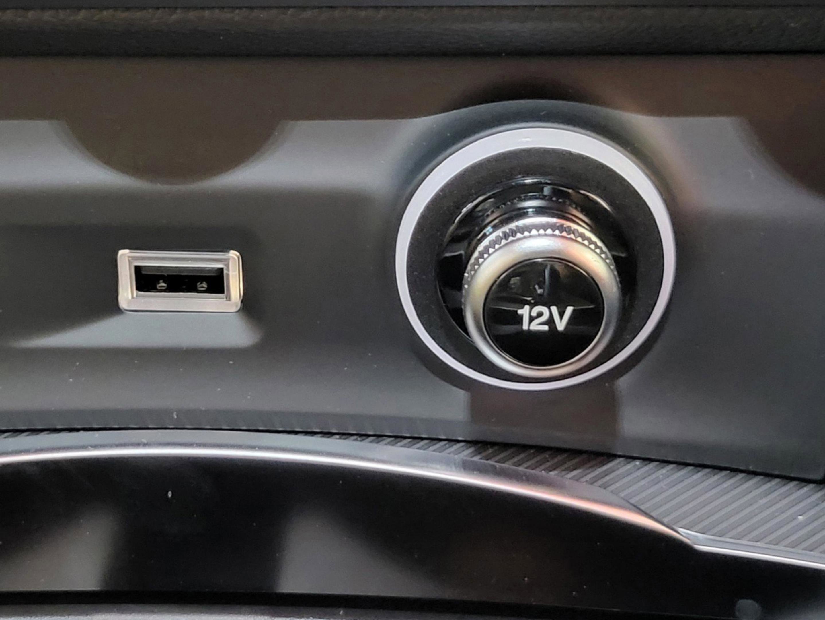 New 2025 Alfa Romeo Stelvio Sprint image 41