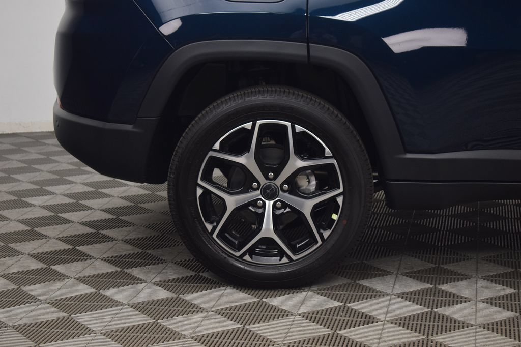 New 2026 Jeep Compass Limited w/ Sun, Sound & Navigation Group AWD/4WD image 8