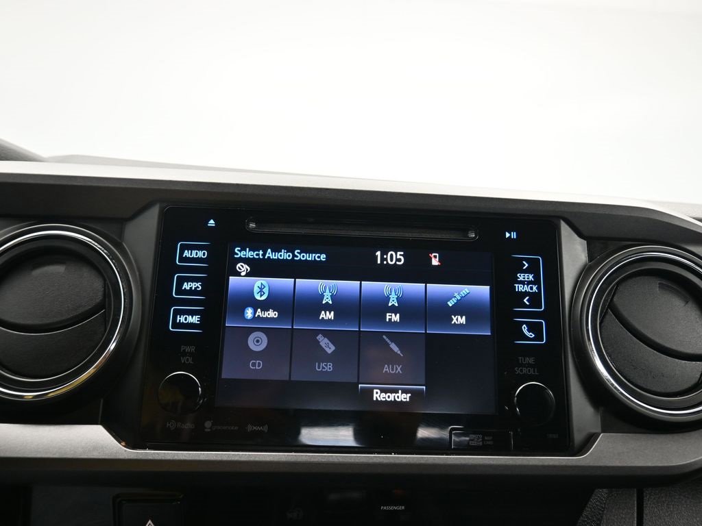 Used 2017 Toyota Tacoma TRD Sport image 16