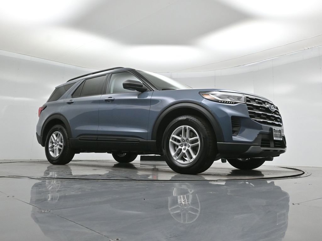 New 2026 Ford Explorer Active image 3