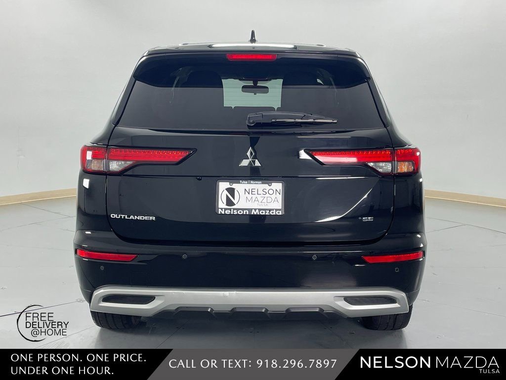 Used 2022 Mitsubishi Outlander SE image 7