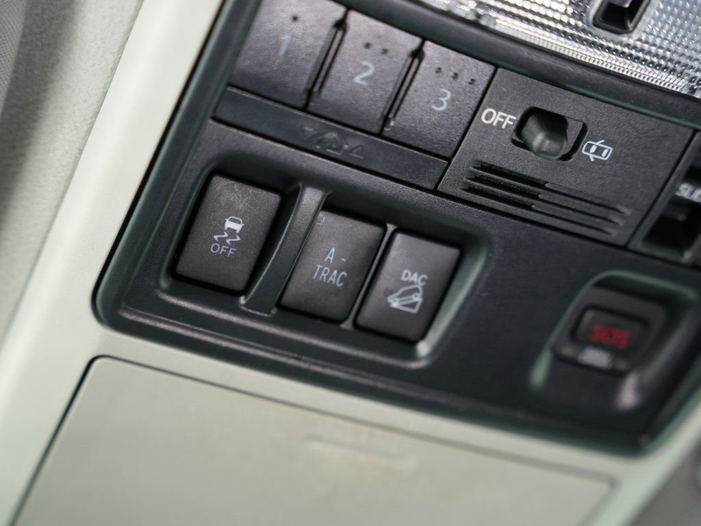 Used 2018 Toyota 4Runner Limited image 57