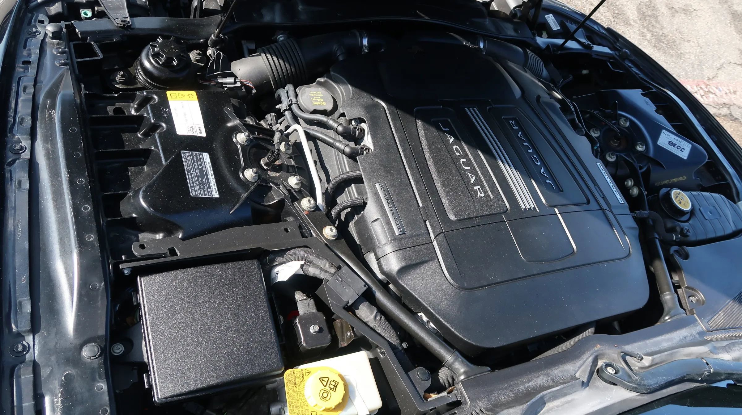 Used 2014 Jaguar XKR R image 41