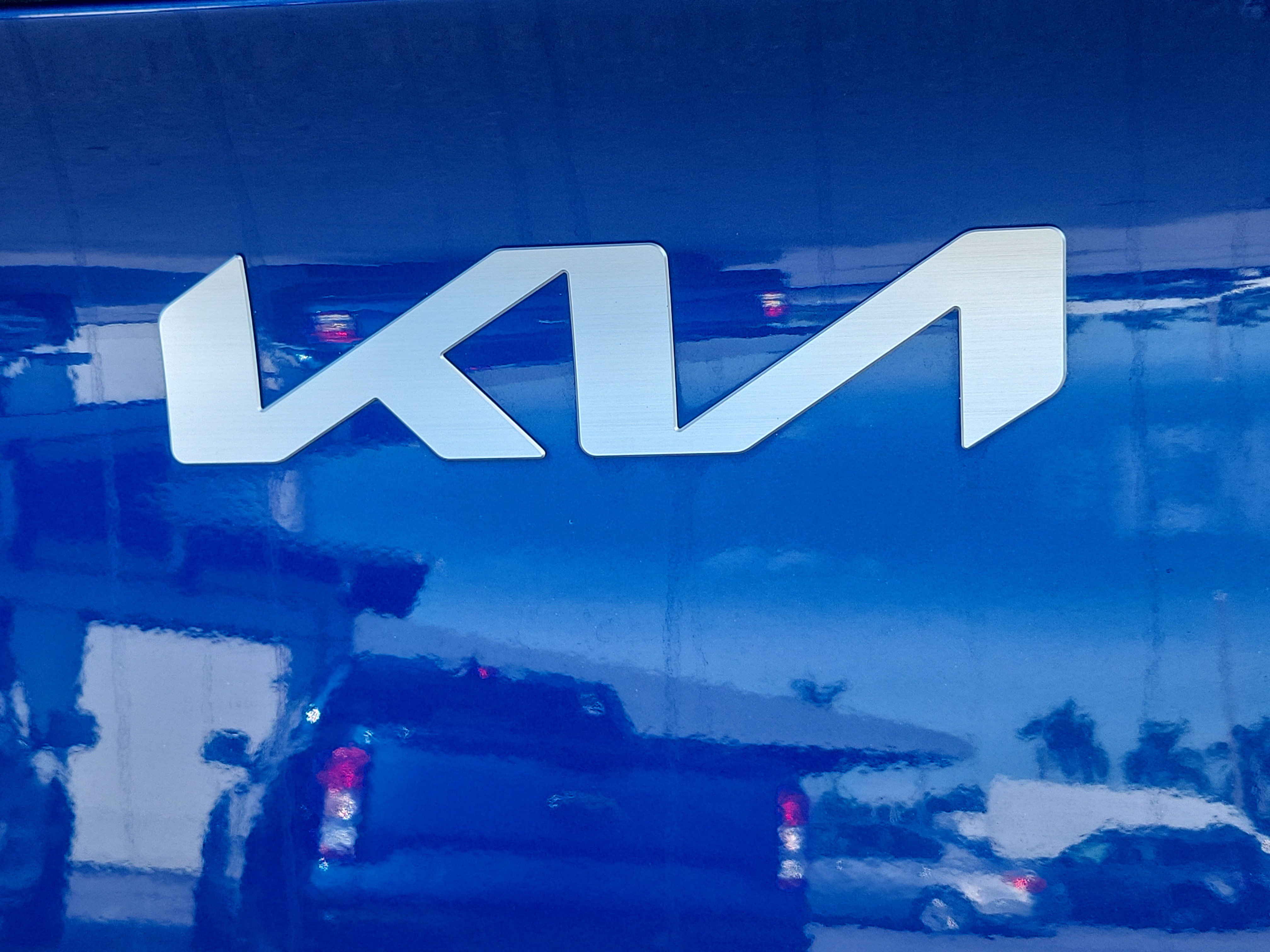 Used 2023 Kia Sportage EX FWD image 10