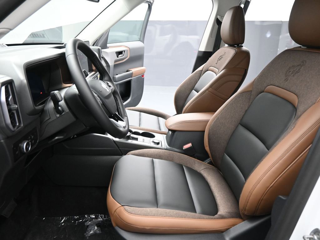 New 2025 Ford Bronco Sport Outer Banks w/ Outer Banks Tech Package+ image 9