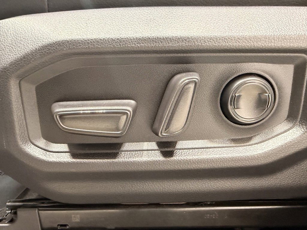 Used 2024 Toyota Sequoia Limited image 27