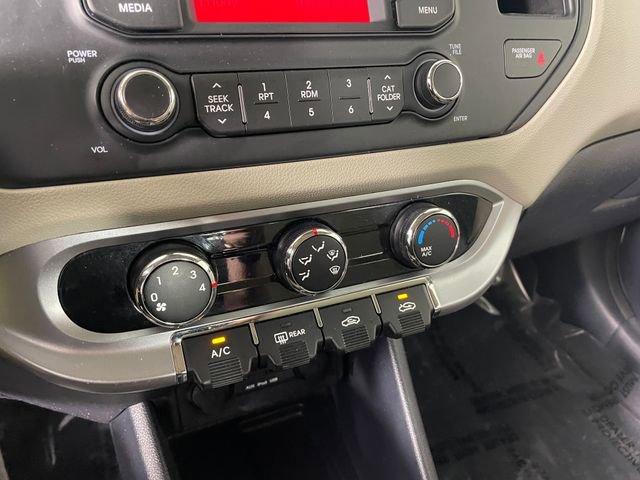 Used 2013 Kia Rio LX image 8