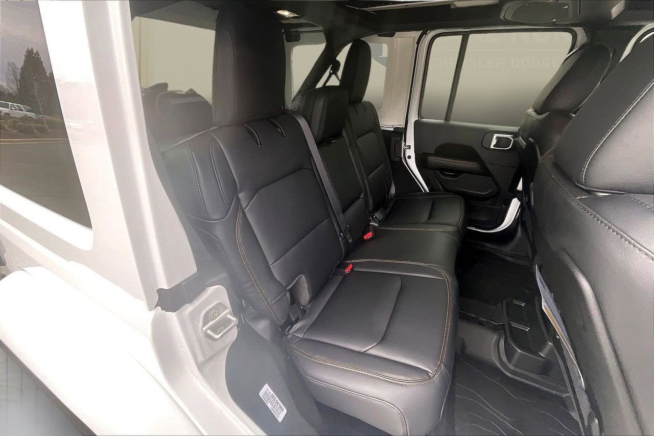 New 2026 Jeep Wrangler Sahara image 22