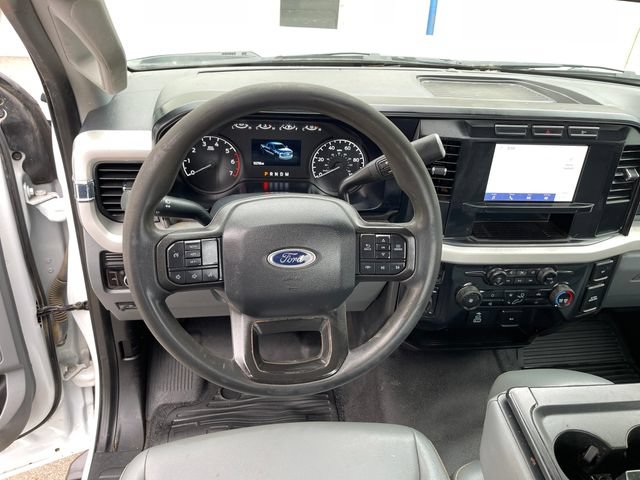 Used 2023 Ford F250 XL w/ Snow Plow/Camper Package AWD/4WD image 13