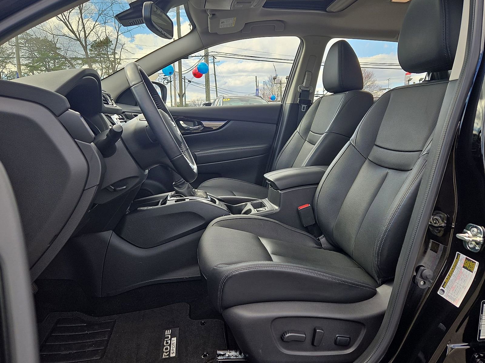 Used 2021 Nissan Rogue Sport SL w/ Premium Package image 17