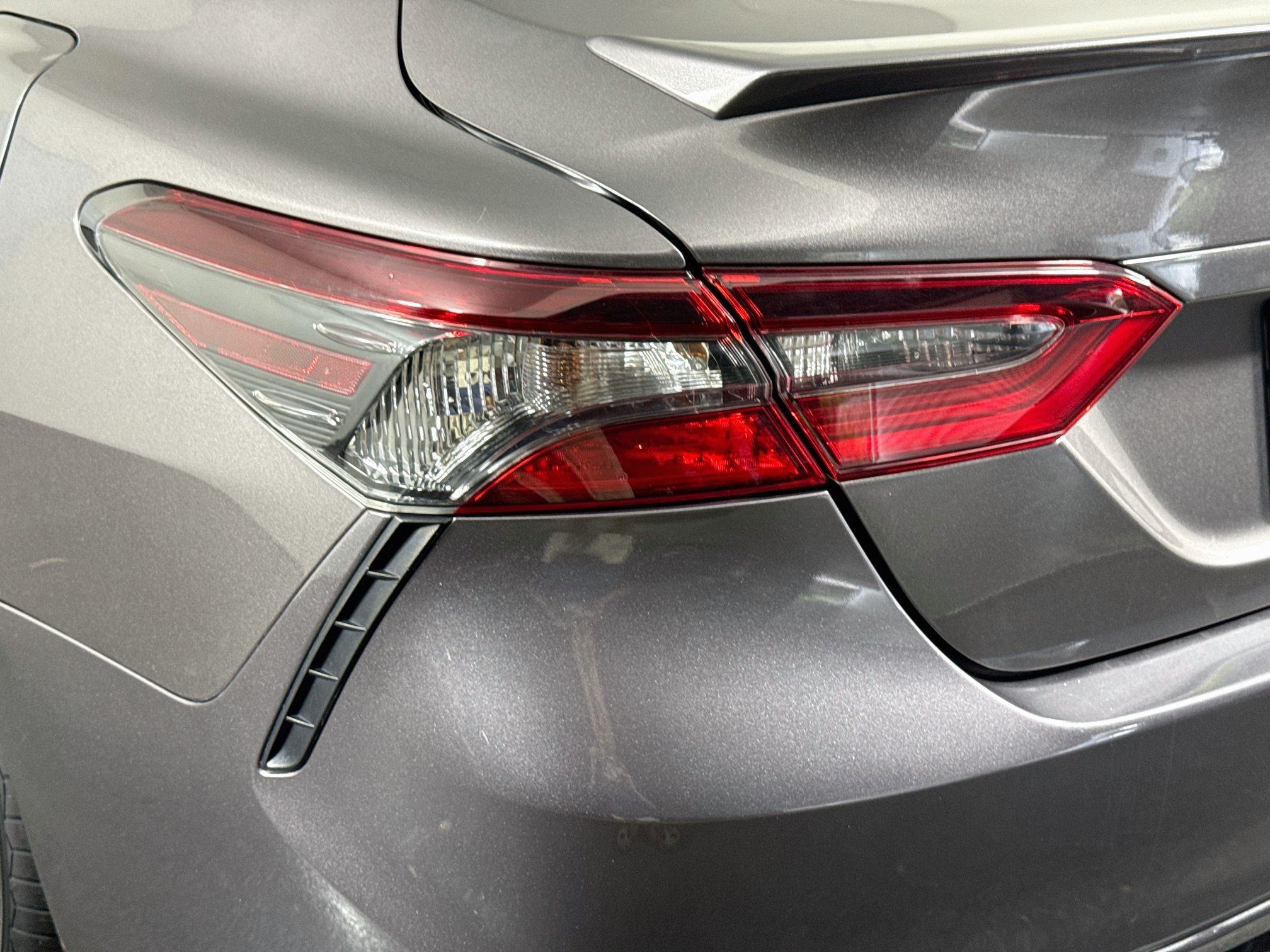 Used 2021 Toyota Camry SE w/ Carpet Mat Package (TMS) FWD image 35