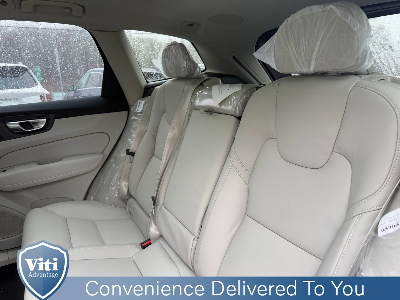 New 2026 Volvo XC60 B5 Ultra w/ Protection Package Premier AWD/4WD image 14