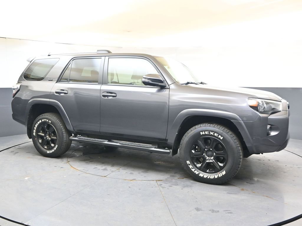 Used 2021 Toyota 4Runner SR5 Premium w/ Moonroof Package AWD/4WD image 7